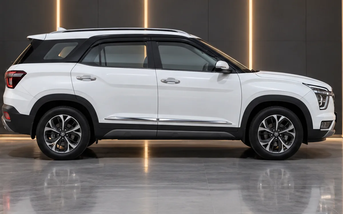 Hyundai Alcazar with side beading fitted