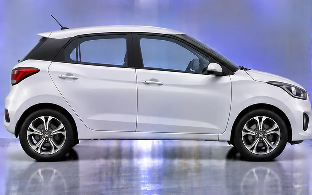 Hyundai i20 before fitting