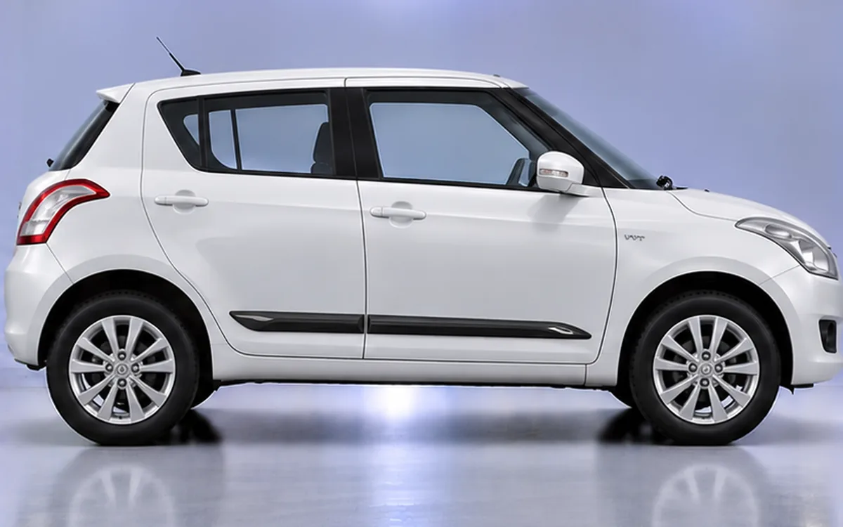 Maruti Suzuki Swift with 2011–2017 · Black · Type 2 beading fitted