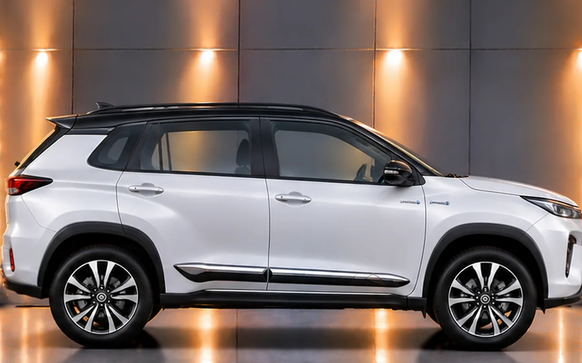 Toyota Urban Cruiser Hyryder with side beading fitted